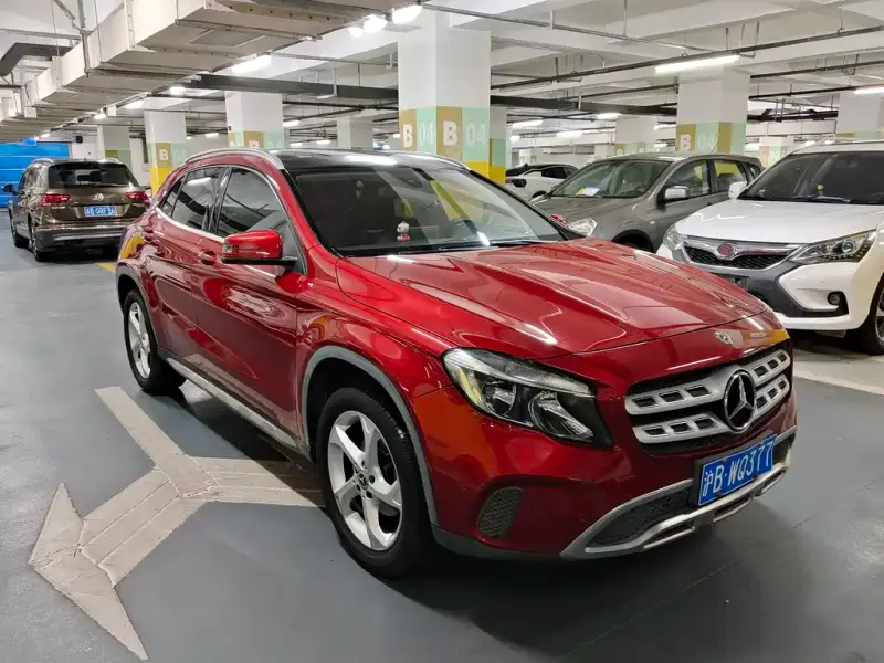 Mercedes-Benz GLA, 2017 — фото 1