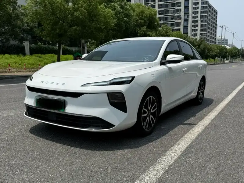 Roewe D6, 2025