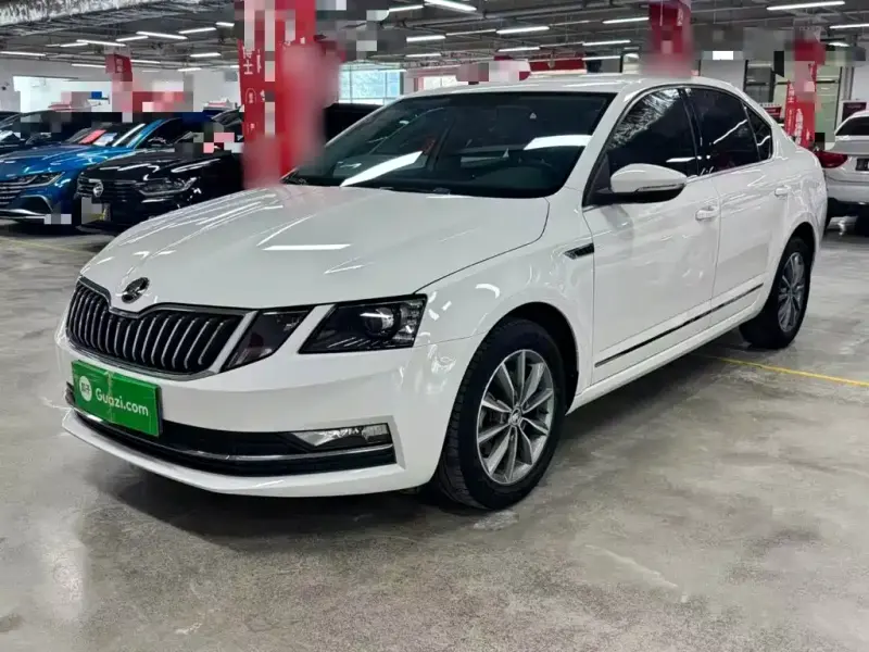 Skoda Octavia, 2020 — фото 1