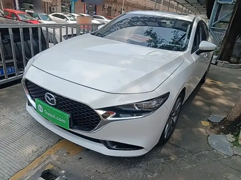 Mazda 3 Axela, 2020