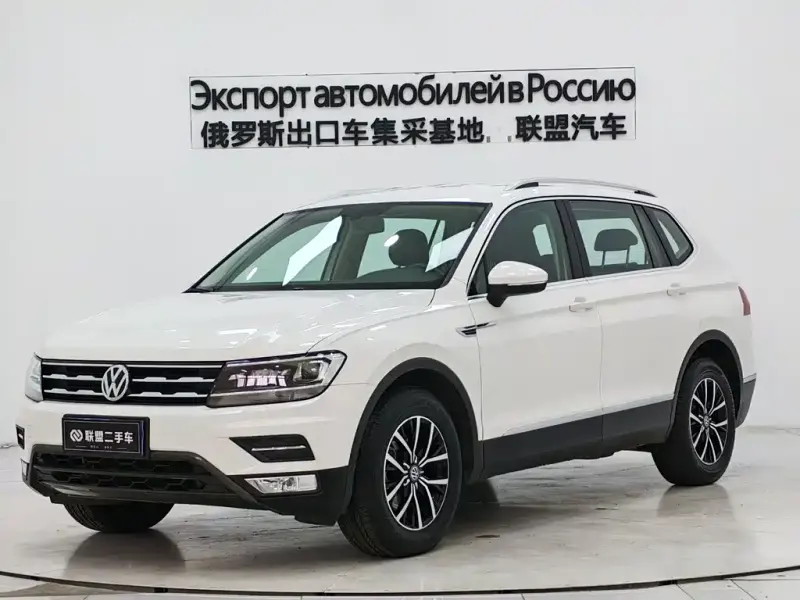 Volkswagen Tiguan L, 2017 — фото 1