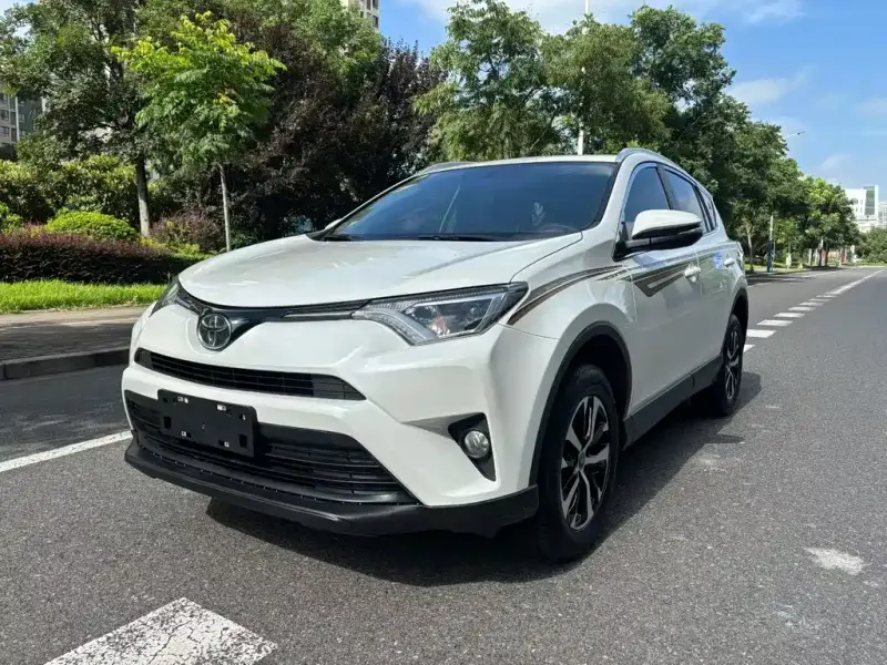 Toyota RAV4, 2019 — фото 1