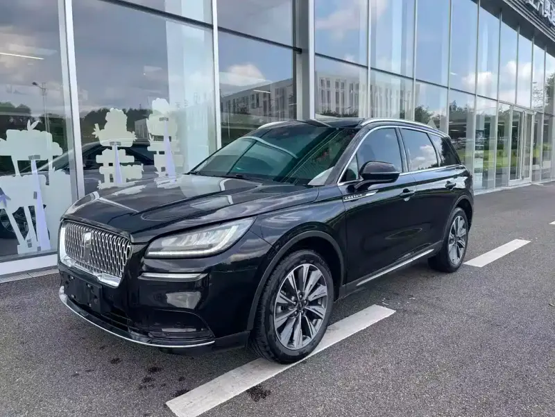 Lincoln Corsair, 2021