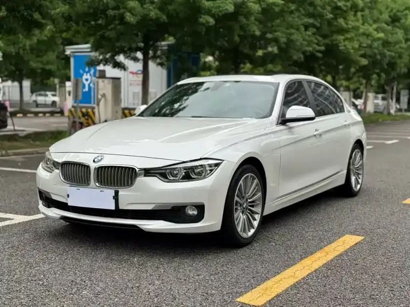 BMW 3 Series, 2019