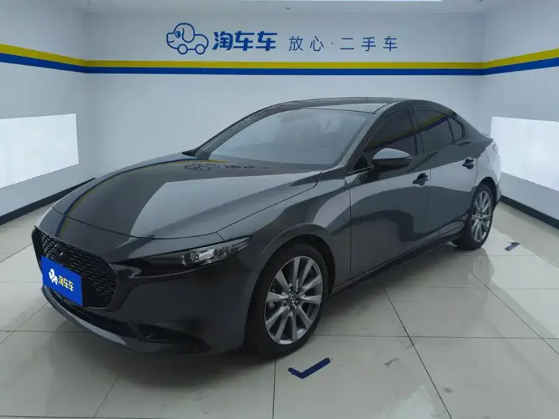 Mazda 3 Axela, 2024