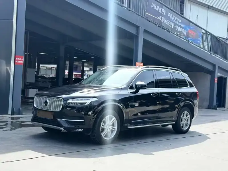 Volvo XC90, 2015