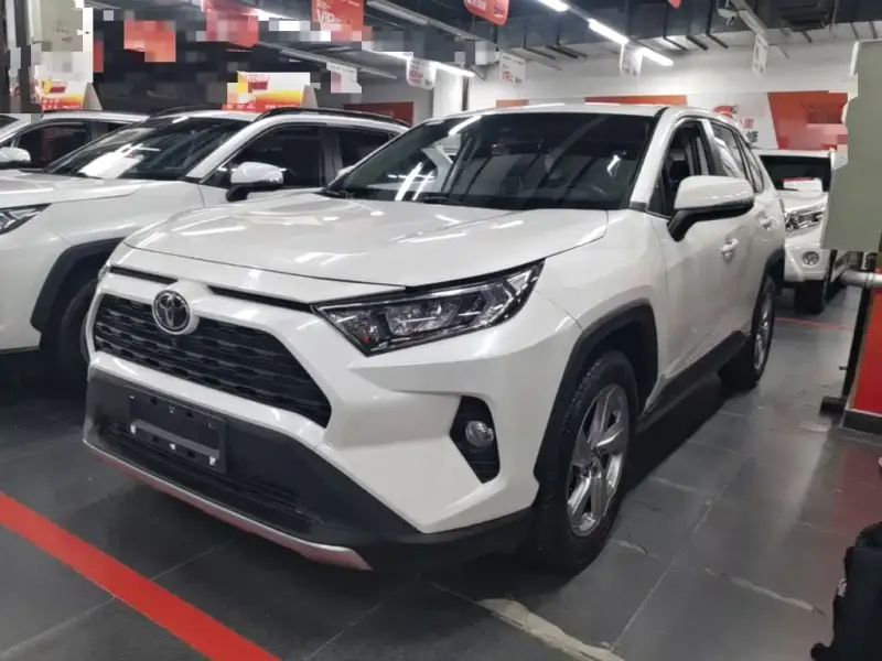 Toyota RAV4, 2020 — фото 1