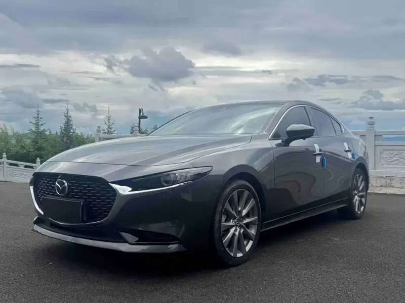 Mazda 3 Axela, 2022