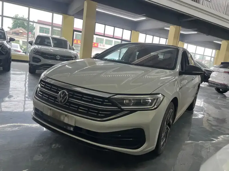 Volkswagen Sagitar, 2022