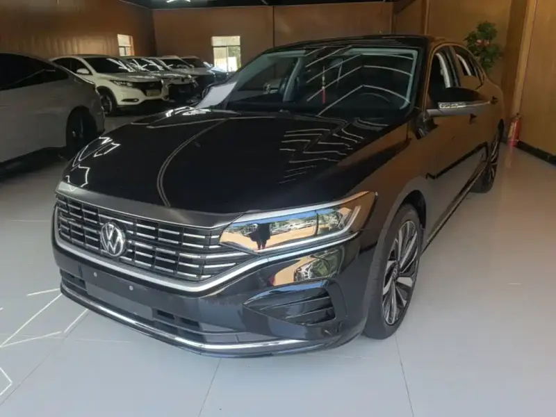 Volkswagen Passat, 2022