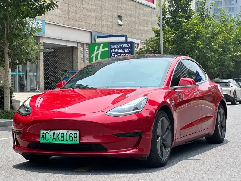 Tesla Model 3, 2020