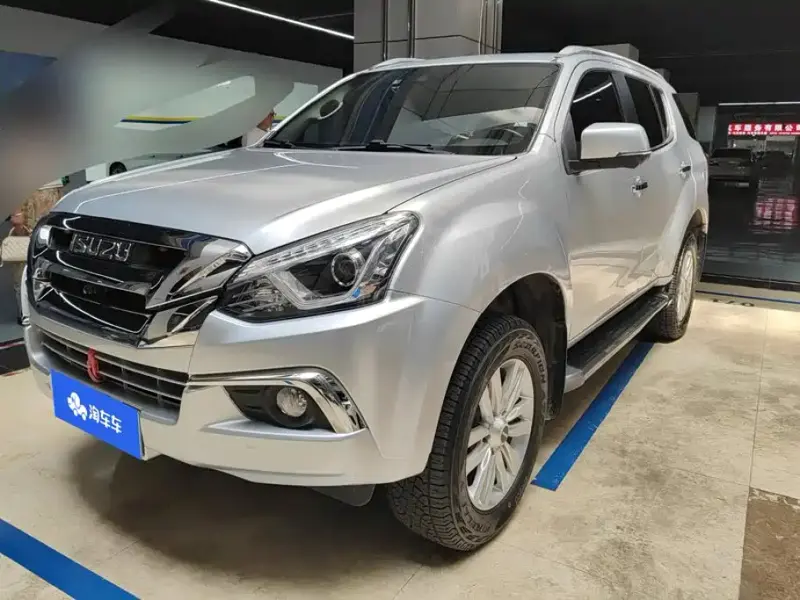 Isuzu MU-X, 2022