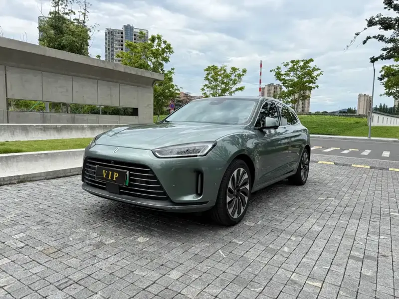 AITO M5, 2022