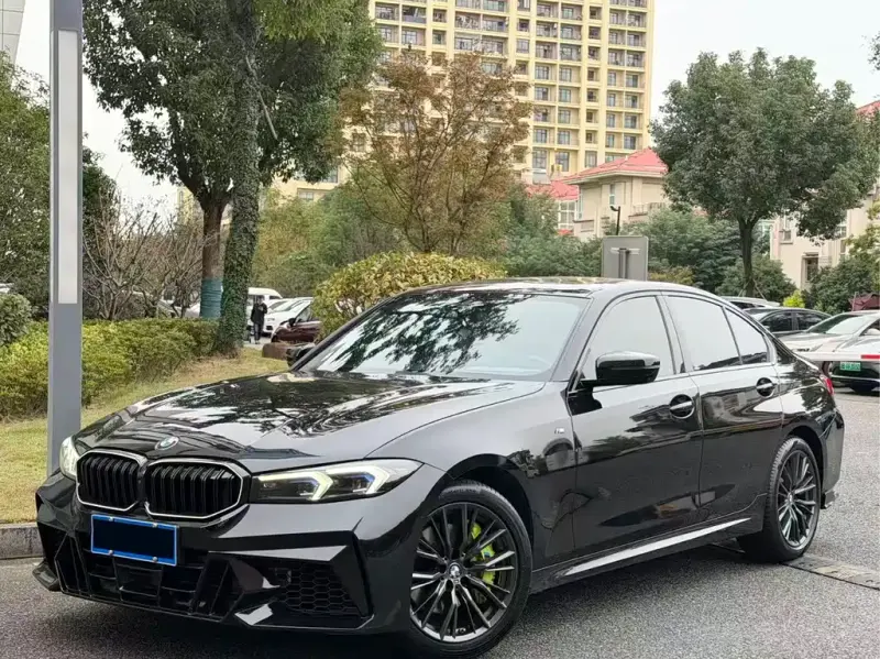 BMW 3 Series, 2023