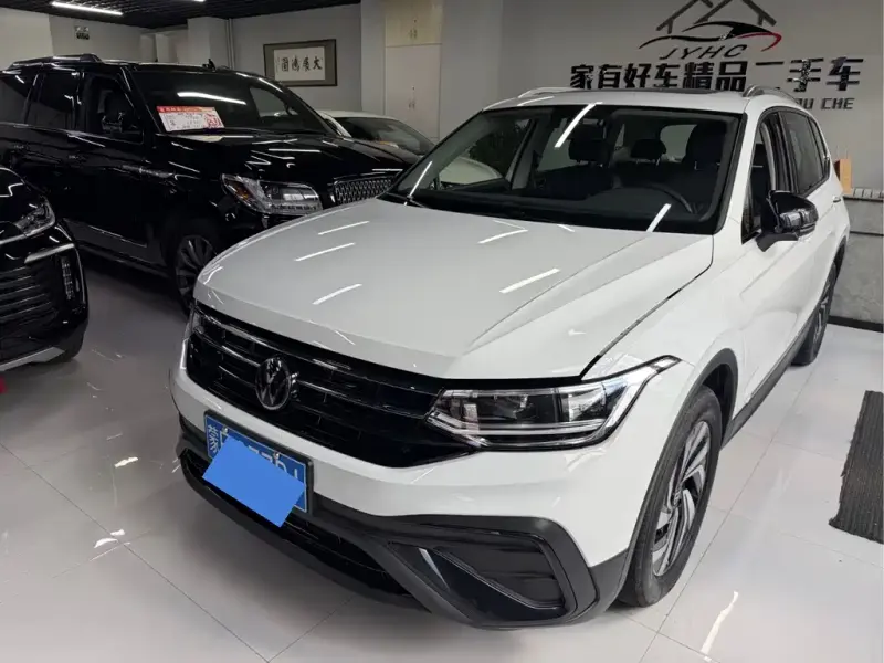 Volkswagen Tiguan L, 2025 — фото 1