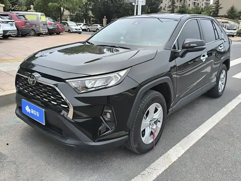 Toyota RAV4, 2025 — фото 1