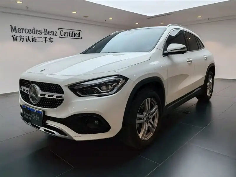 Mercedes-Benz GLA, 2023 — фото 1
