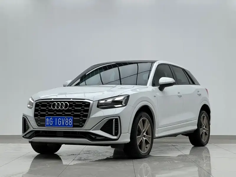 Audi Q2L, 2023