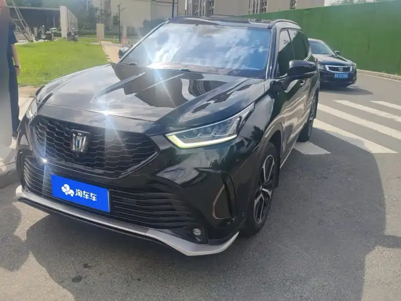 Toyota Crown Kluger, 2021
