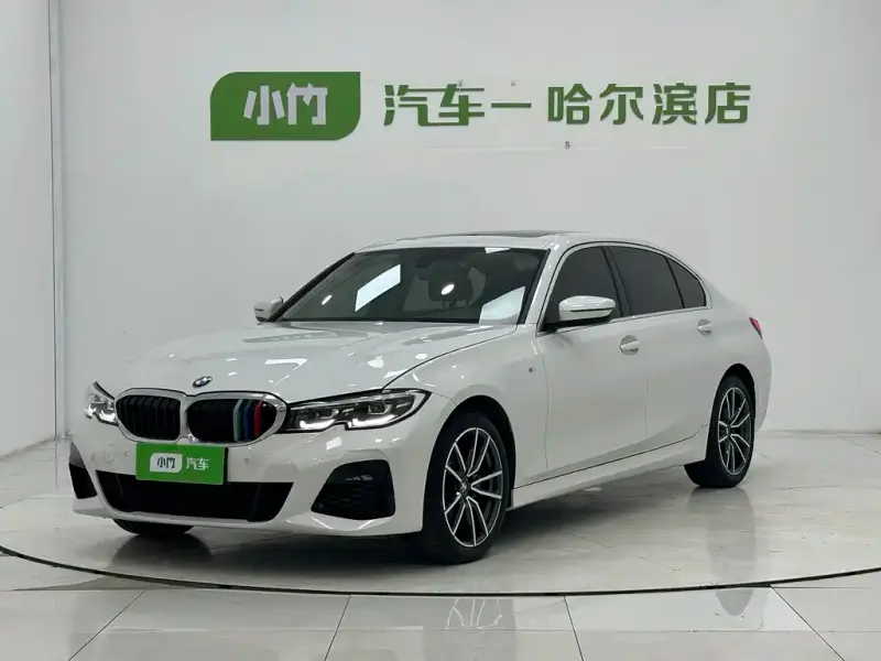 BMW 3 Series, 2022