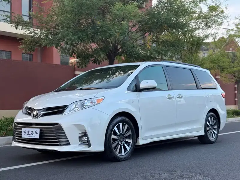 Toyota Sienna, 2019