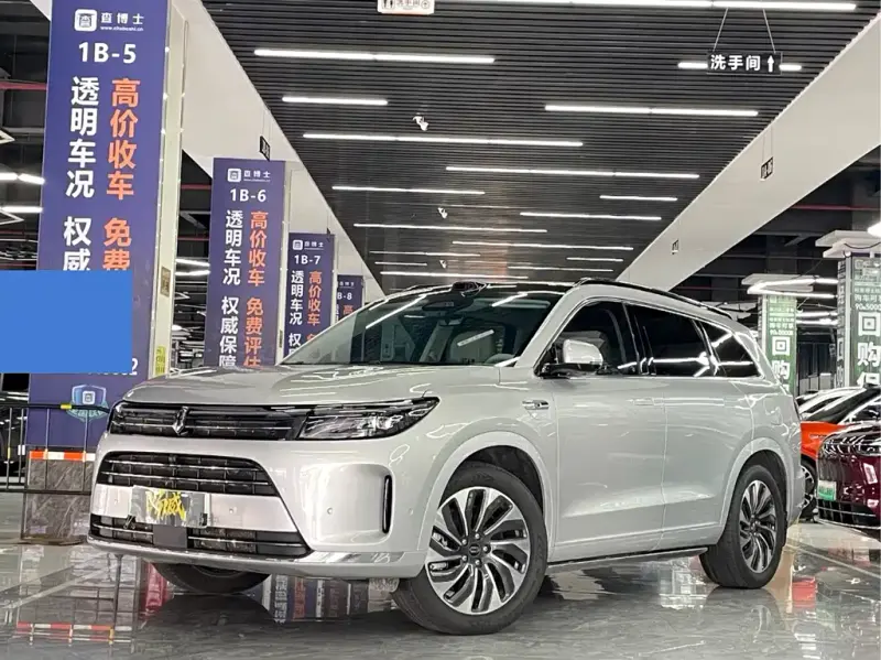 AITO M7, 2024