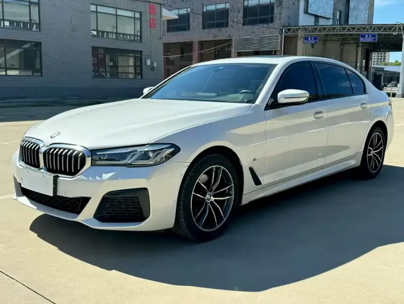 BMW 5 Series, 2023