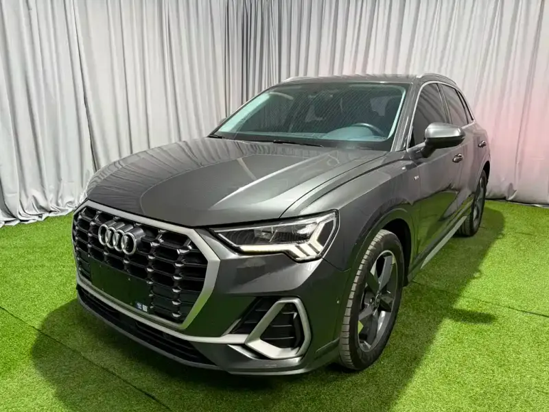 Audi Q3, 2022