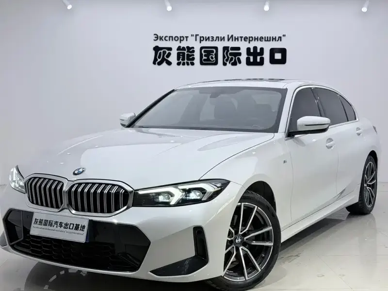 BMW 3 Series, 2022