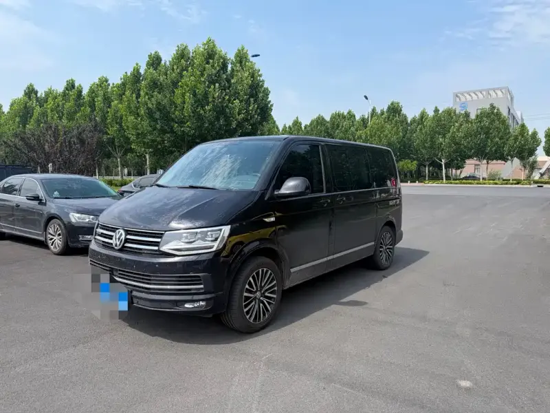 Volkswagen Multivan, 2019 — фото 1