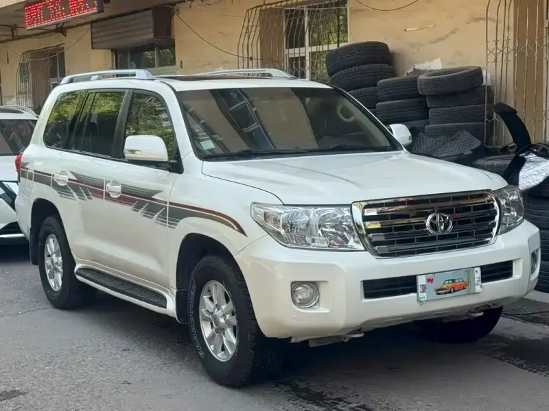 Toyota Land Cruiser, 2013