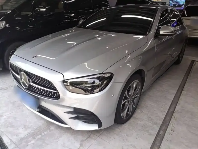 Mercedes-Benz E-Class, 2022