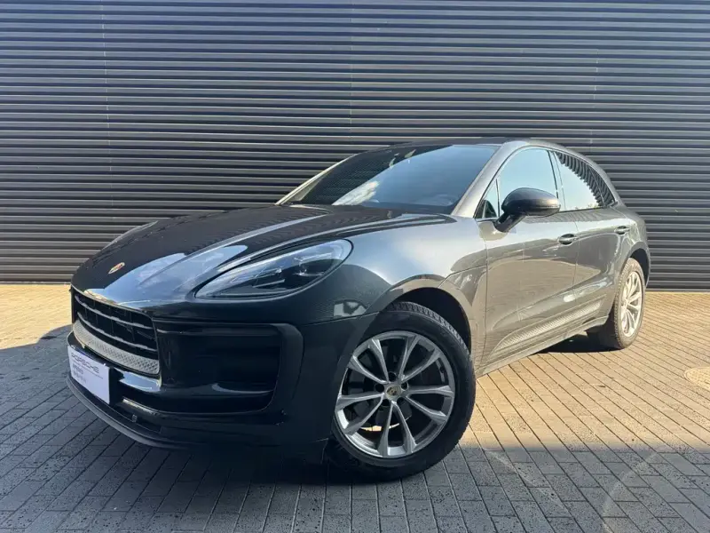 Porsche Macan, 2022 — фото 1