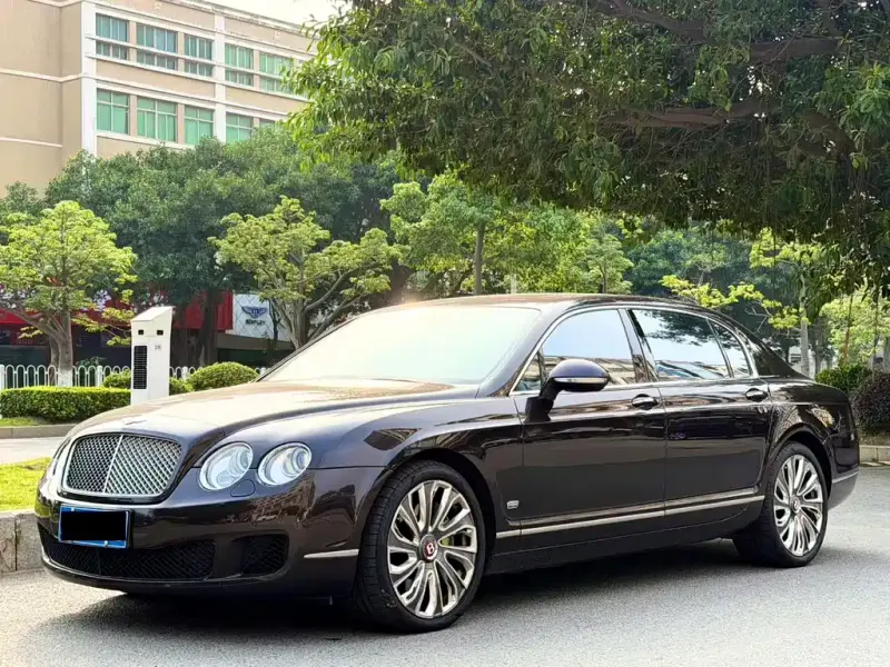 Bentley Flying Spur, 2013