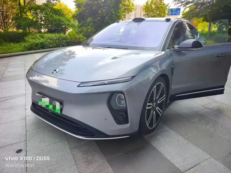 NIO ET9, 2025