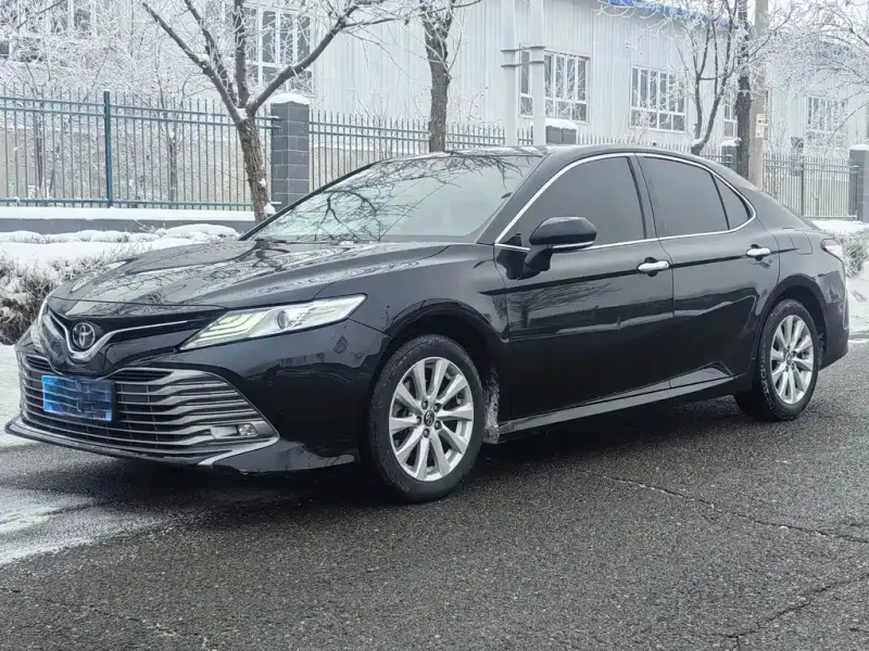 Toyota Camry, 2019