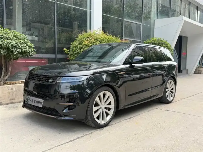 Land Rover Sport PHEV, 2025