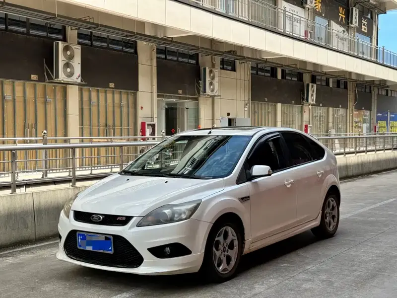 Ford Focus, 2015 — фото 1