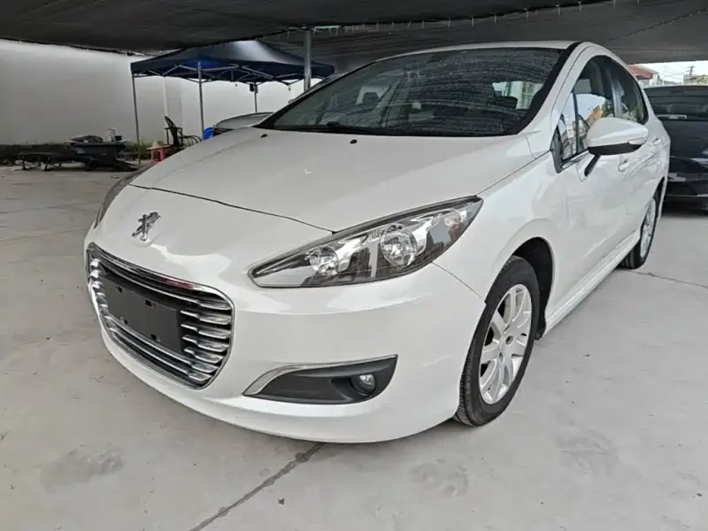 Peugeot 308, 2015