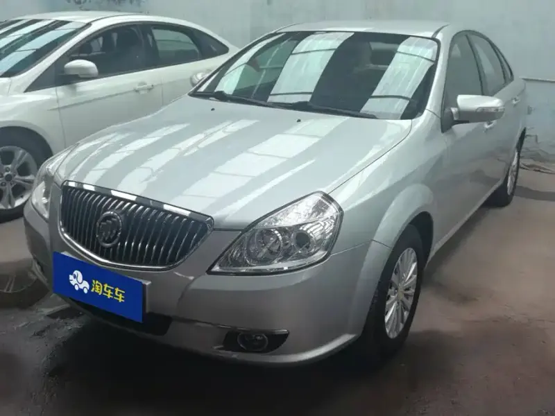 Buick Excelle, 2013