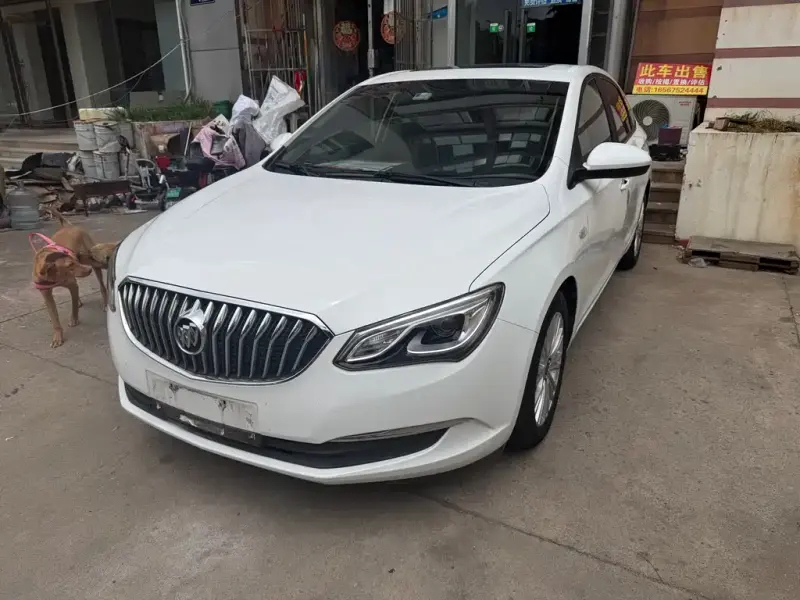 Buick Excelle, 2015