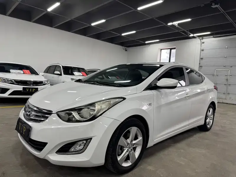Hyundai Elantra Langdong, 2014