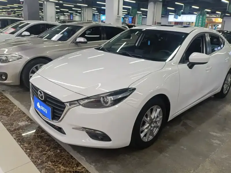 Mazda 3 Axela, 2017