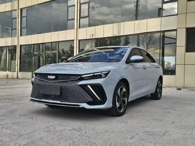 Geely L HiP, 2022