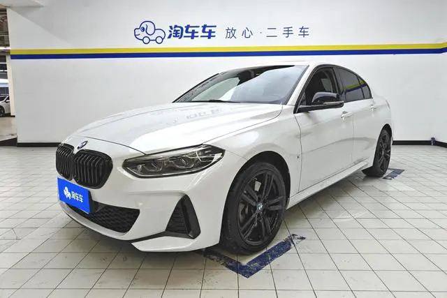 BMW 1-Series, 2021