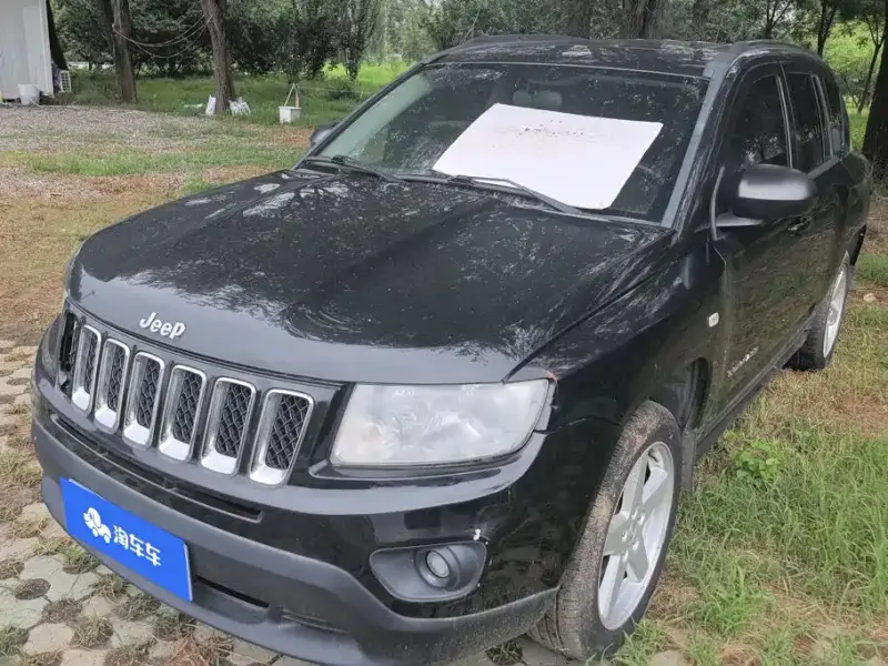Jeep Compass (Import), 2012 — фото 1