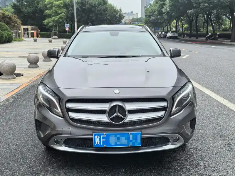 Mercedes-Benz GLA, 2015 — фото 1