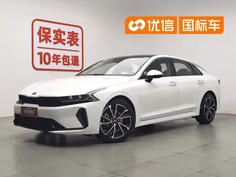 Kia K5, 2021