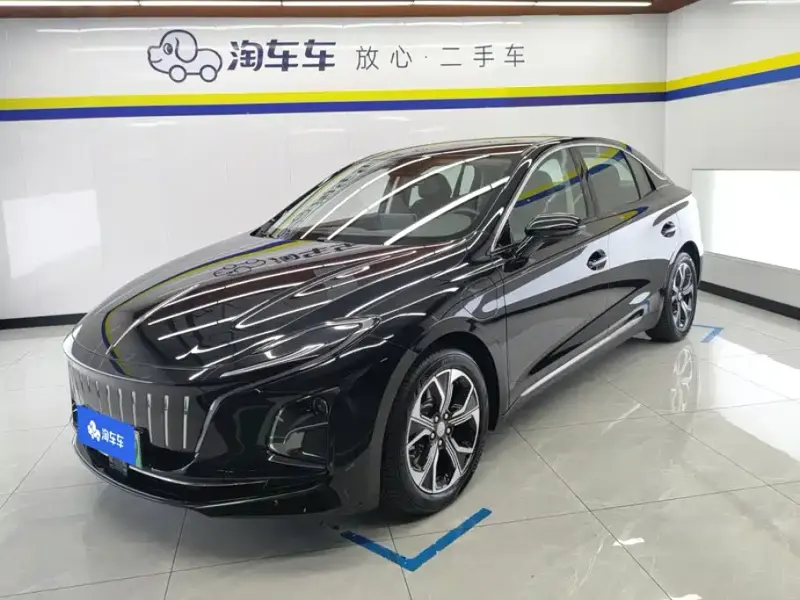 Hongqi E-QM5, 2024