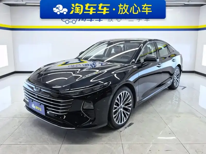 Bestune B70, 2025